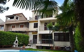 Apartments Villa Rossella 3